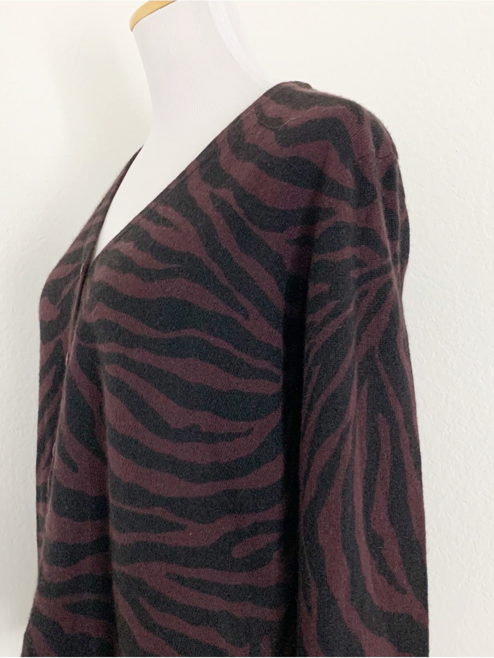 NWT Nina Leonard Vtg Wool Angora Animal Print Cardigan Sweater Women’s L Brown - Picture 11 of 13
